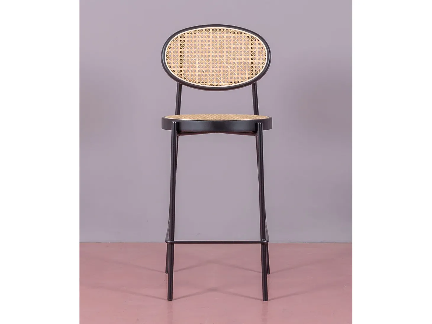 Banco vintage com design clássico em rotim natural (65cm) - Norte - Preto