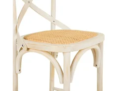 Banqueta de madeira e assento de rattan