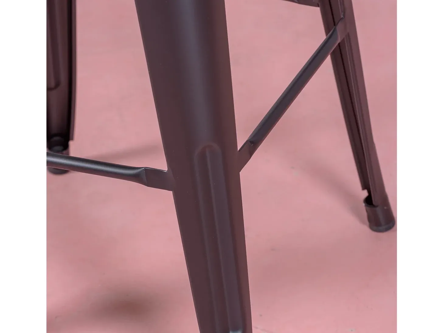 Banqueta industrial de metal com encosto baixo (76cm) - Bistro - Preto