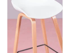 Banqueta nórdica com pernas em faia (63cm) - Daxer - Branco