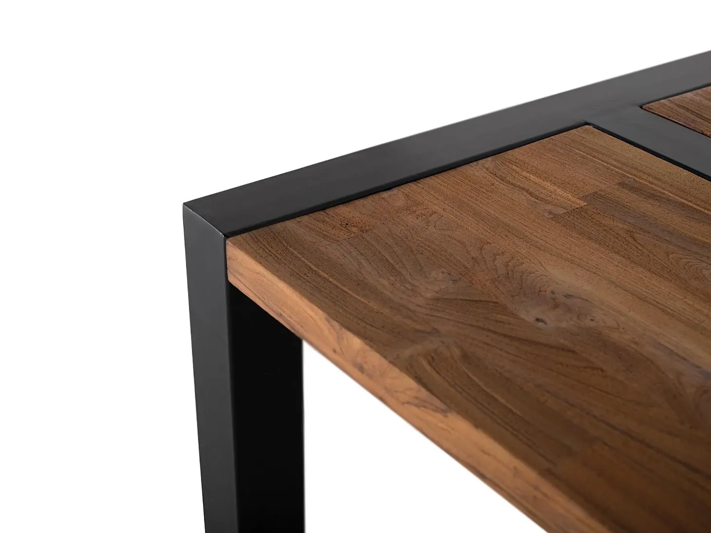 Base da mesa em madeira e metal.