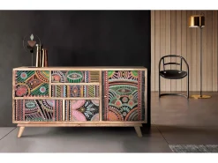 Cômoda com mangueira natural e multicolorida
