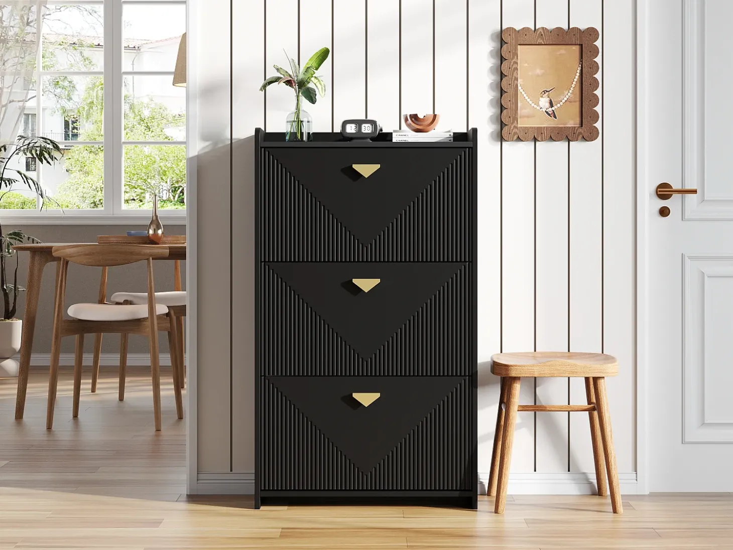 Conjunto de 2 armários para calçado preto com 3 portas basculantes e 6 compartimentos.