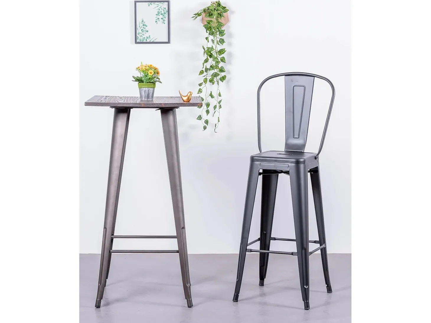 Conjunto de 4 bancos metálicos com encosto alto - Bistro - Preto