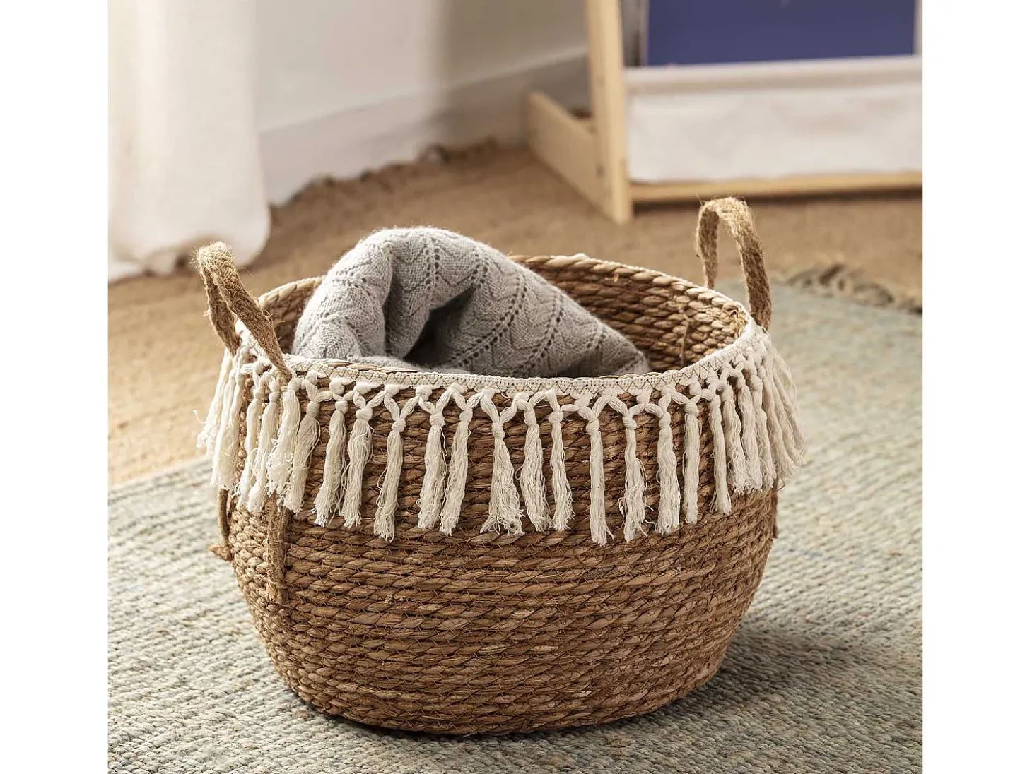 Conjunto de 3 cestas Jula de fibra natural com alças, branco/natural.