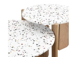 Conjunto de 2 mesas de centro artísticas encaixáveis (70/50 cm) com pernas resistentes