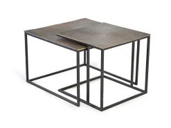 Conjunto de duas mesas com bases, pés em bronze e metal.