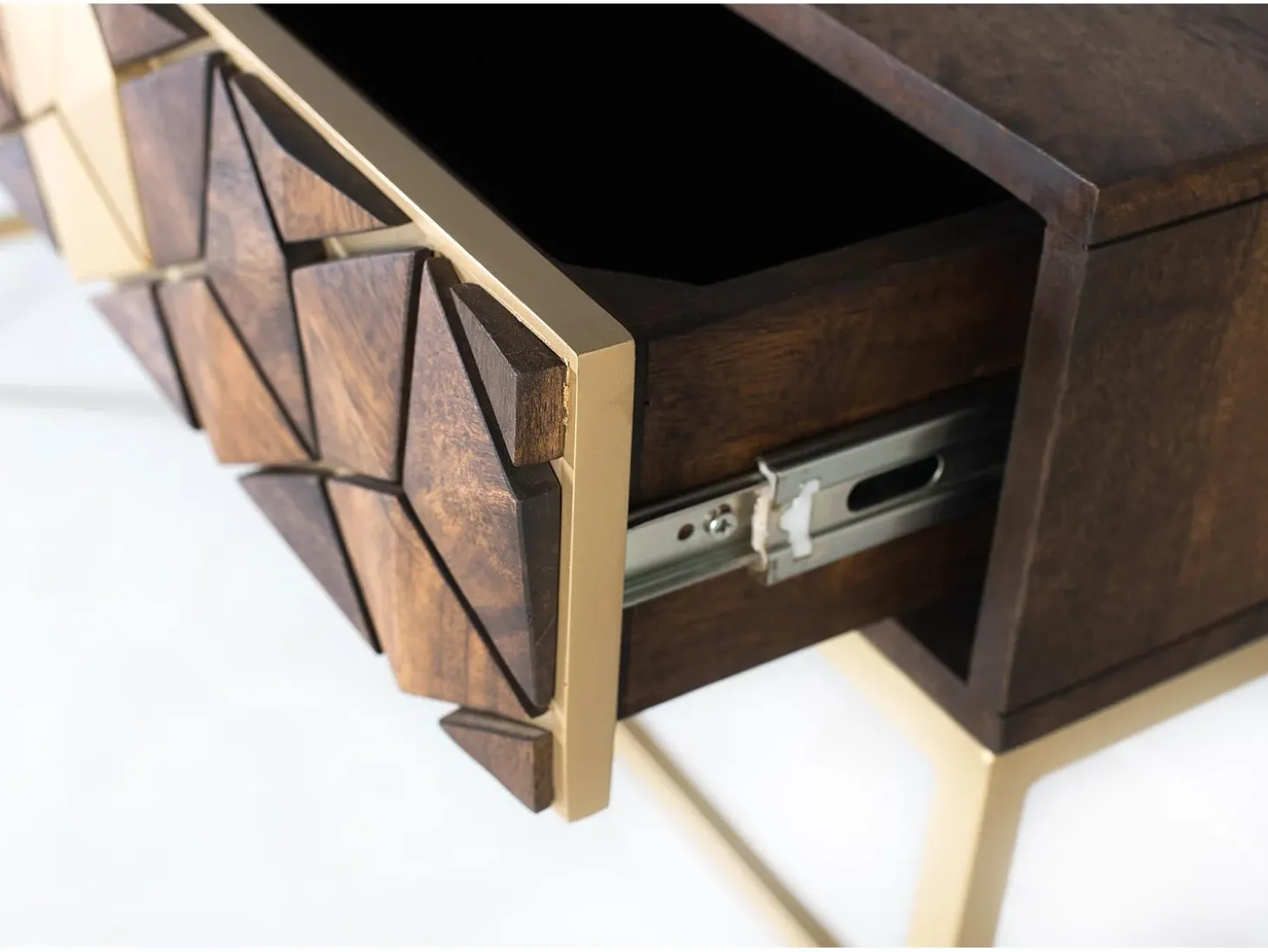 Console manguier noyer et doré elegância única