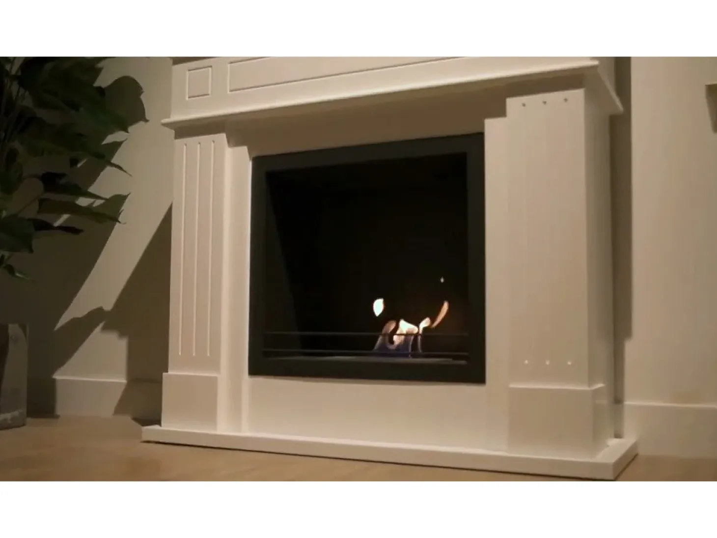 Lareira a bioetanol de piso Cambridge em madeira branca 110x37x102h