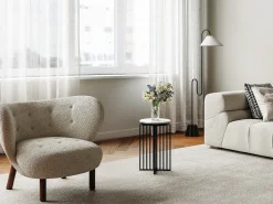 Mesa de apoio em mármore e metal branco e preto - LILEA