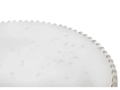 Mesa de base redonda em mármore branco e madeira de mangue.