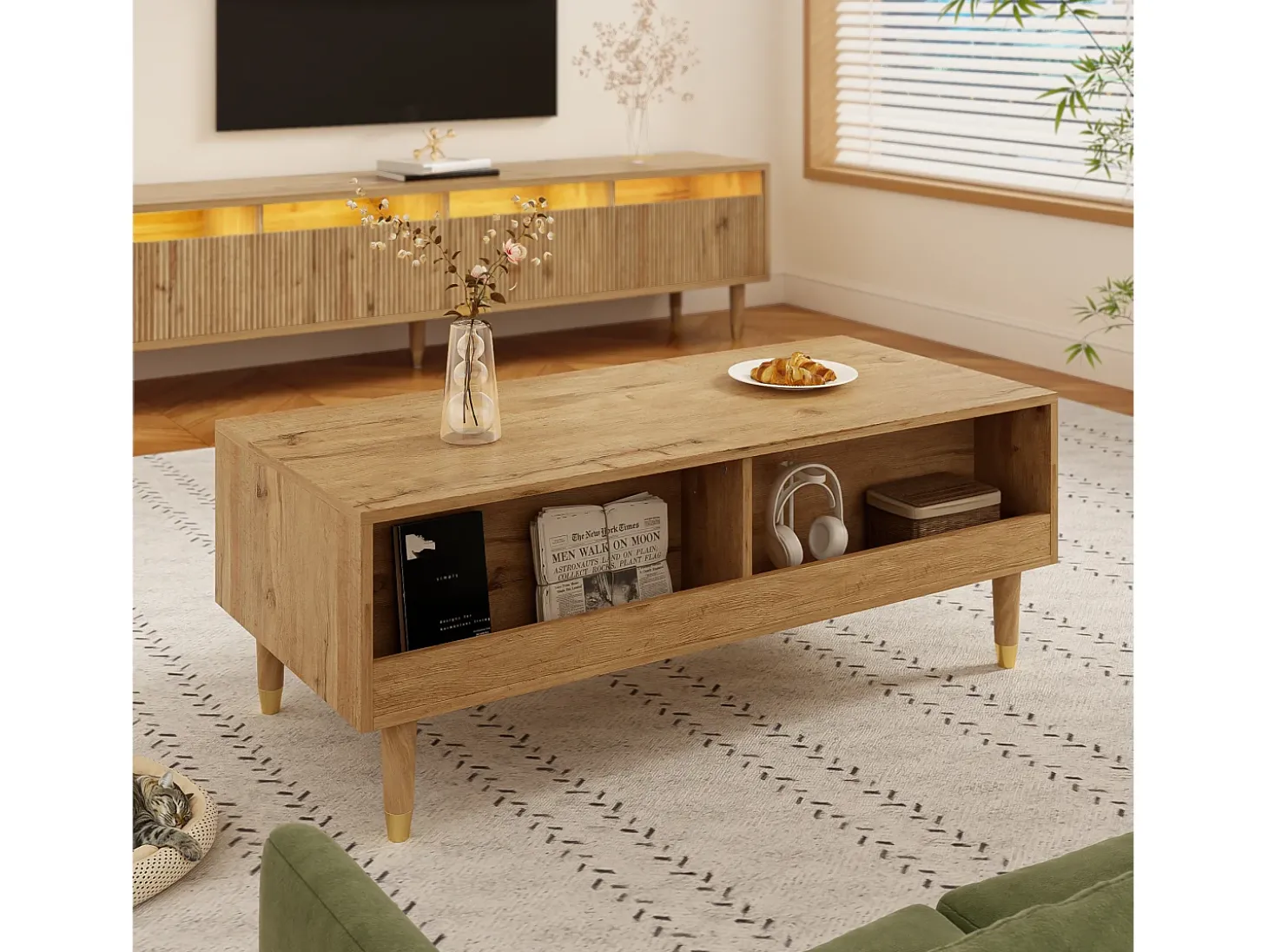Mesa de centro cor madeira com LED, 2 gavetas, dourado e pés em madeira 110x50x40cm