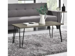 Mesa de centro em vidro e estrutura metálica em latão