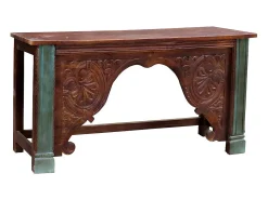 Mesa de entrada artesanal em madeira
