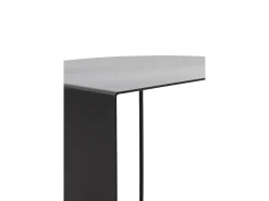 Mesa lateral de metal preto