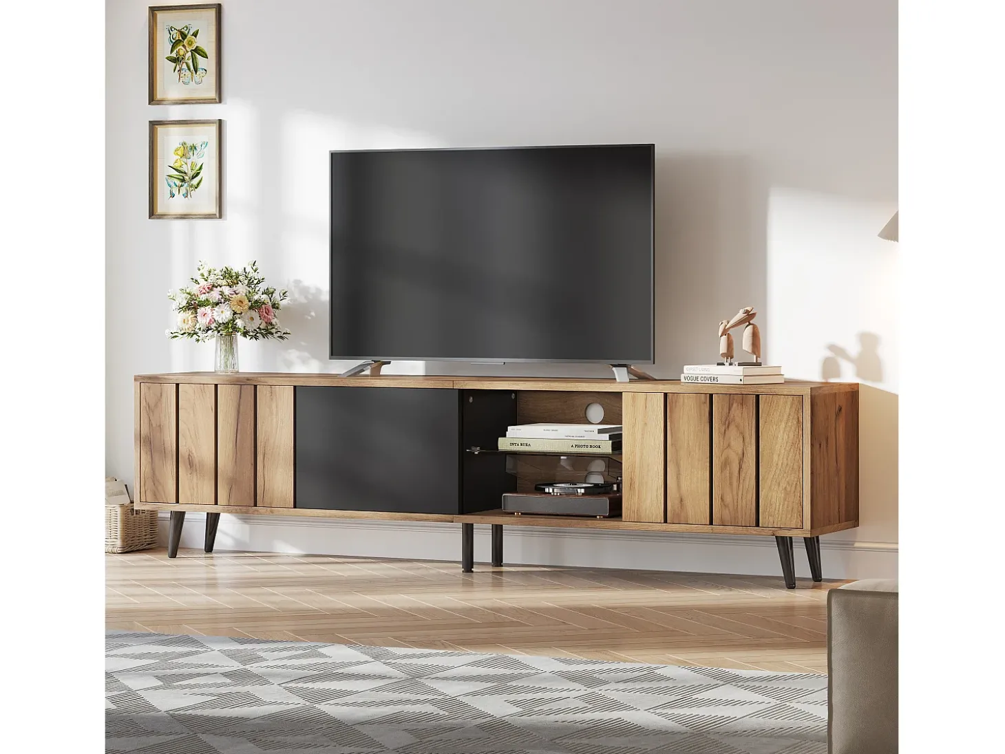 Móvel de TV natural e preto com 3 portas e 1 divisória em vidro, design com textura de madeira 175x31,5x45cm