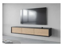 Móvel para TV de 180cm da coleção MAANUM. Cor cinza e carvalho claro.