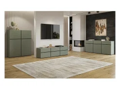 Móvel para TV na cor verde sálvia 180cm coleção HAVANA. Móvel design com 3 portas e 3 gavetas.