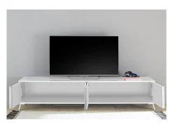 Móvel para TV SKY com 4 portas. Cor branca laqueada, ideal para uma sala moderna.