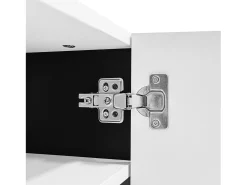 Móvel TV com 3 portas e 2 gavetas, corpo ranhurado na cor branca com detalhes em preto - 190x35x45cm