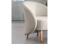 Poltrona Annarella, poltrona lounge design, 100% Made in Italy, poltrona relaxante em tecido acolchoado, 70x60h80 cm, Bege