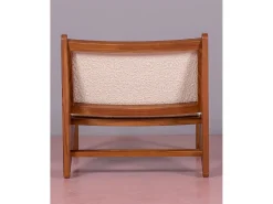 Poltrona baixa em madeira teca e estofada em tecido bouclé - Compass - Branco