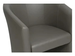 Poltrona de sala confortável em tecido taupe. Coleção KYOTO
