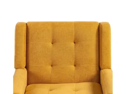 Poltrona em tecido de linho amarelo com pés em madeira