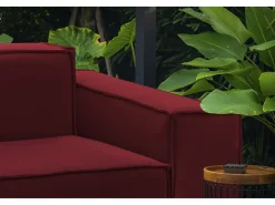 Poltrona Emanuela, Poltrona de sala, 100% Made in Italy, Poltrona relaxante em tecido acolchoado, 140x95h70 cm, Vermelho