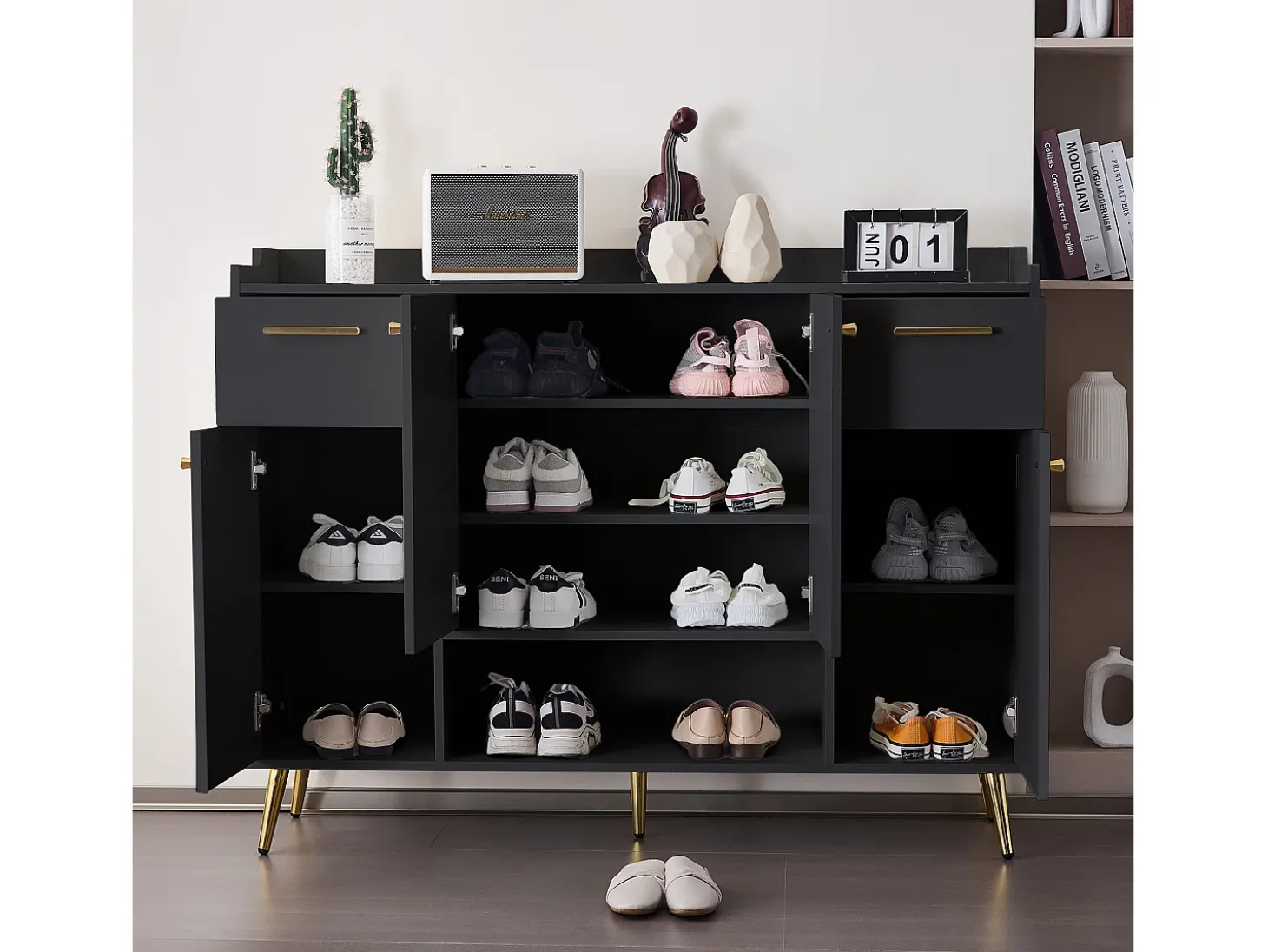 Sapateira com 2 gavetas e 4 portas - 130 x 37 x 100 cm - pés metálicos e aglomerado - Preto