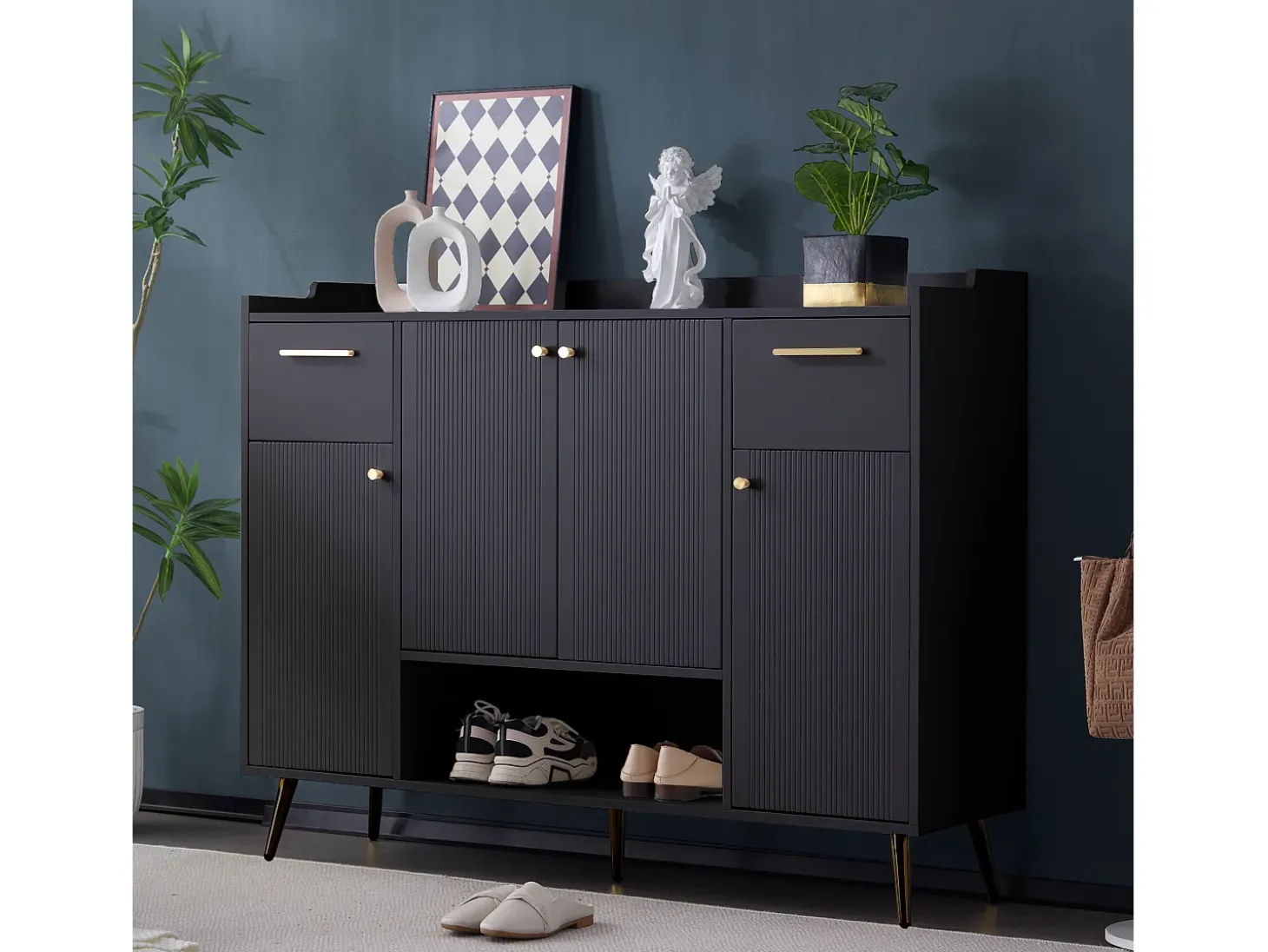 Sapateira com 2 gavetas e 4 portas - 130 x 37 x 100 cm - pés metálicos e aglomerado - Preto