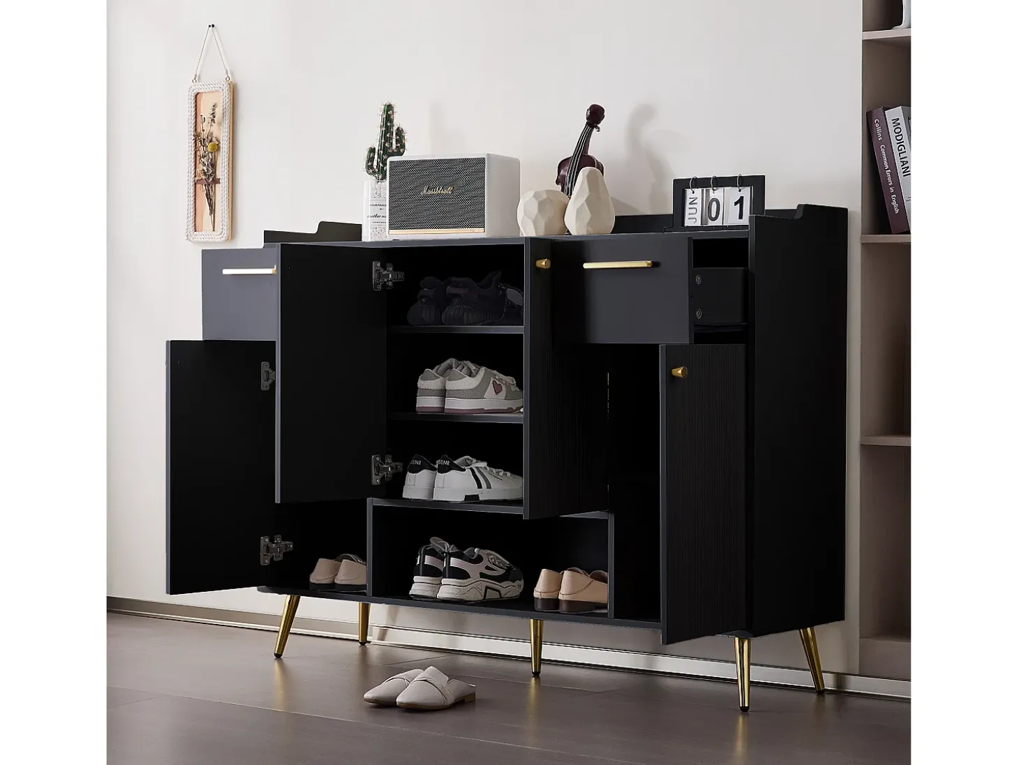 Sapateira com 2 gavetas e 4 portas - 130 x 37 x 100 cm - pés metálicos e aglomerado - Preto