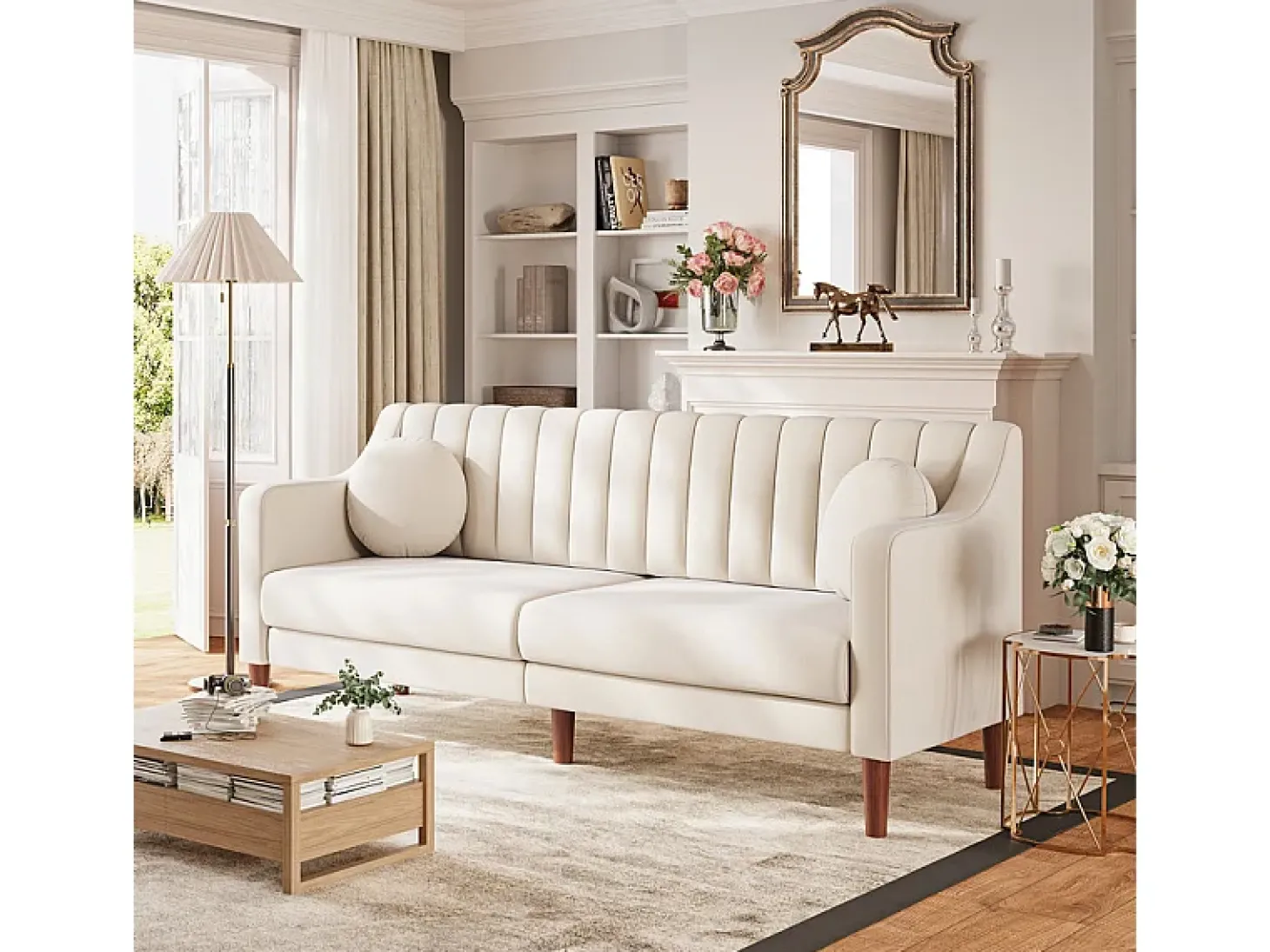 Sofá 3 lugares de veludo - pés de madeira maciça 19cm - com 2 almofadas - 206x74x83cm - Bege