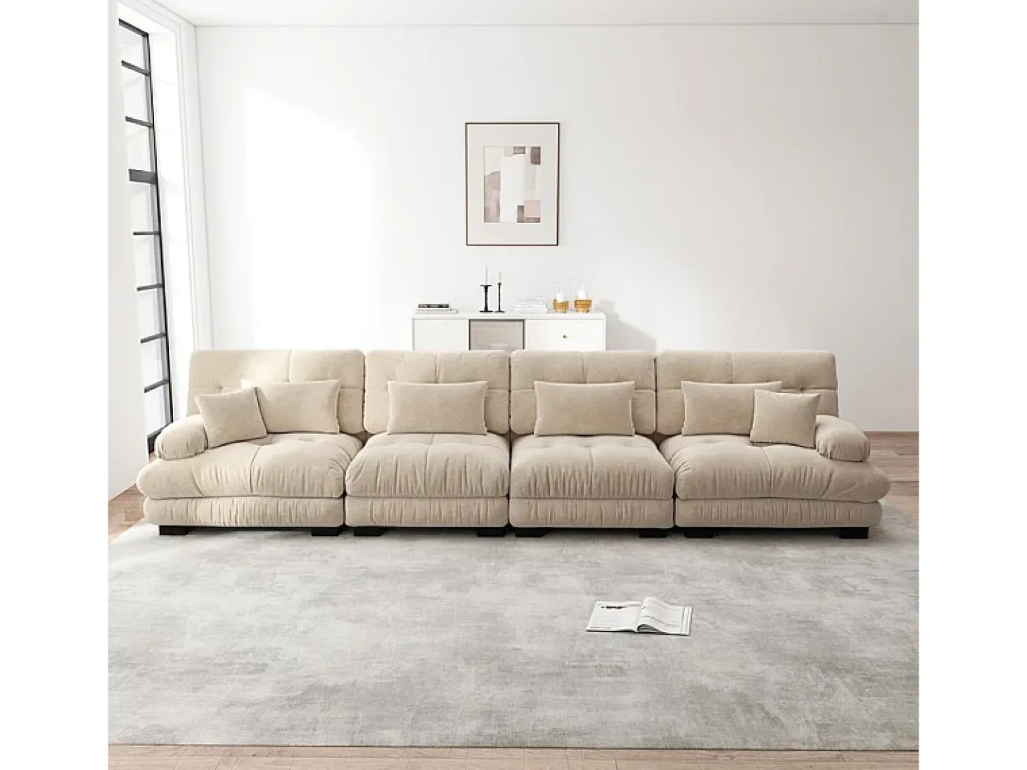Sofá 4 lugares tecido pelúcia bege - com 6 almofadas - estrutura madeira maciça - 406x77x81cm
