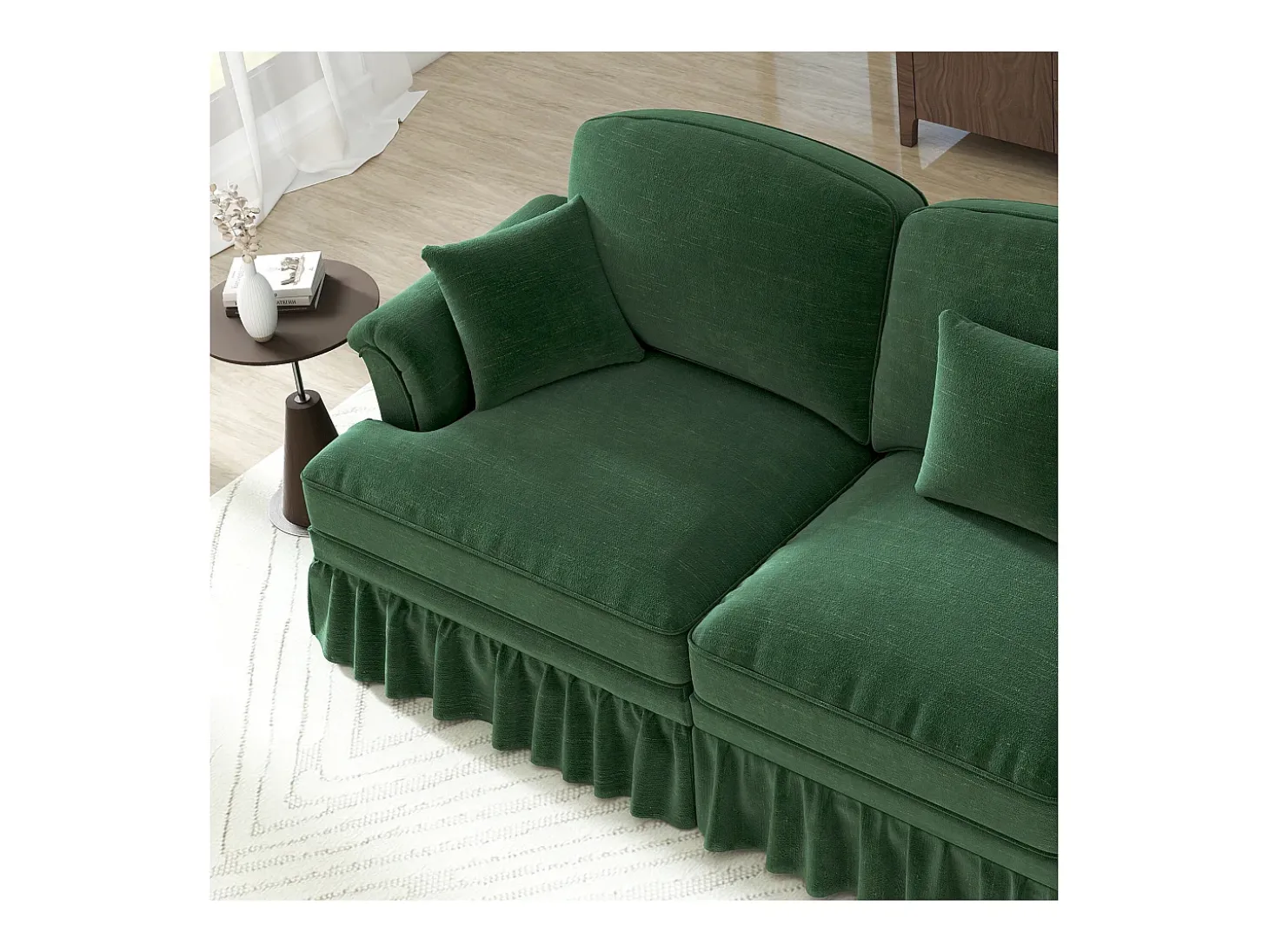 Sofá chesterfield 2 lugares em felpudo verde - com 2 puffs e 2 almofadas - saia removível - 194x140x93cm