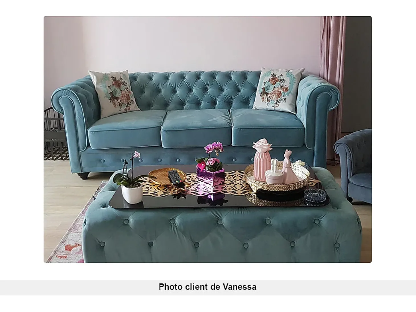 Sofá de 3 lugares em veludo azul pastel CHESTERFIELD