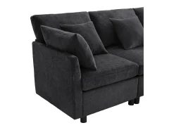 Sofá de quatro lugares em tecido chenille cinzento com 2 pufes e 6 almofadas.