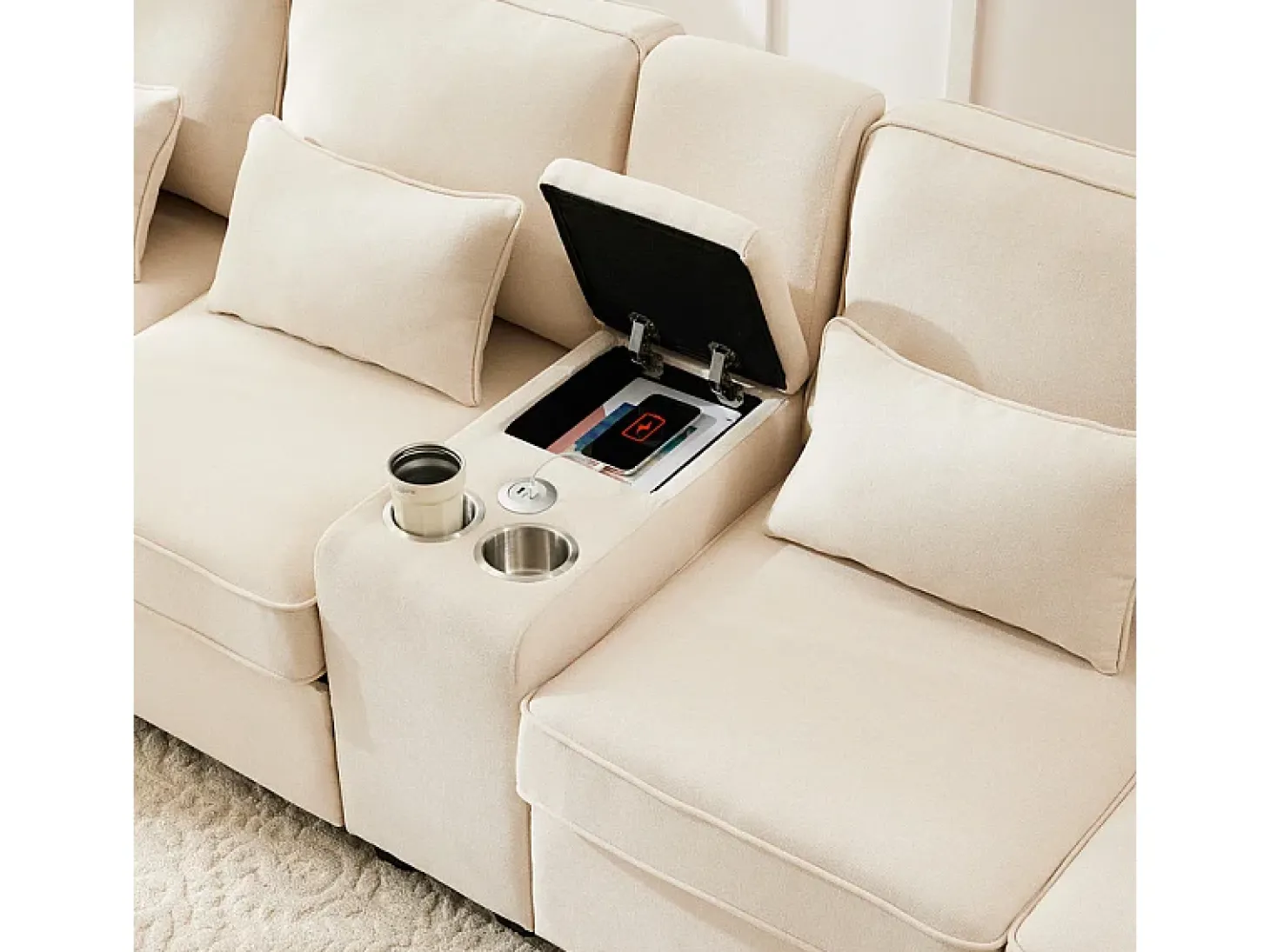 Sofá moderno 4 lugares em linho - com USB e porta-copos - 4 almofadas - 290x83x88cm - Bege