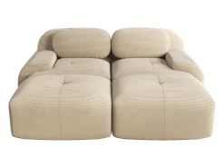 Sofá modular de 2 lugares com chaise longue em veludo cotelê bege.