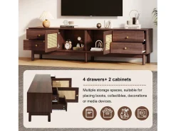Suporte para TV, 180 cm de comprimento, em madeira escura com duas portas de rattan e quatro gavetas.