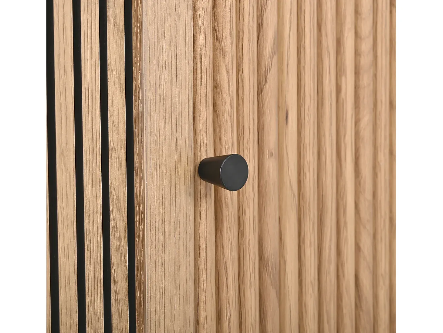 Suporte para TV de 190x35x45 cm com 2 portas de correr e 2 portas de tela metálica - Cor: Madeira e preto