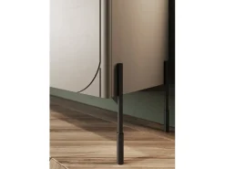 Vitrine de 2 portas com pé de metal caxemira 104x200 cm
